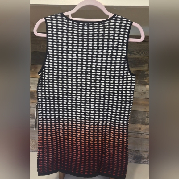 Rondina Red & Black Gradient Tank Top with Geometric Pattern- Great For Summer - Picture 7 of 7